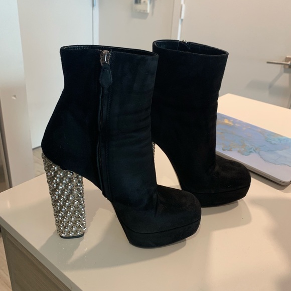 MIU MIU CRYSTAL SUEDE BOOTIES - Picture 4 of 5